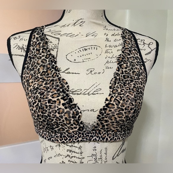 Victoria's Secret Other - Victoria's Secret Tan and Black Leopard Print Bralette